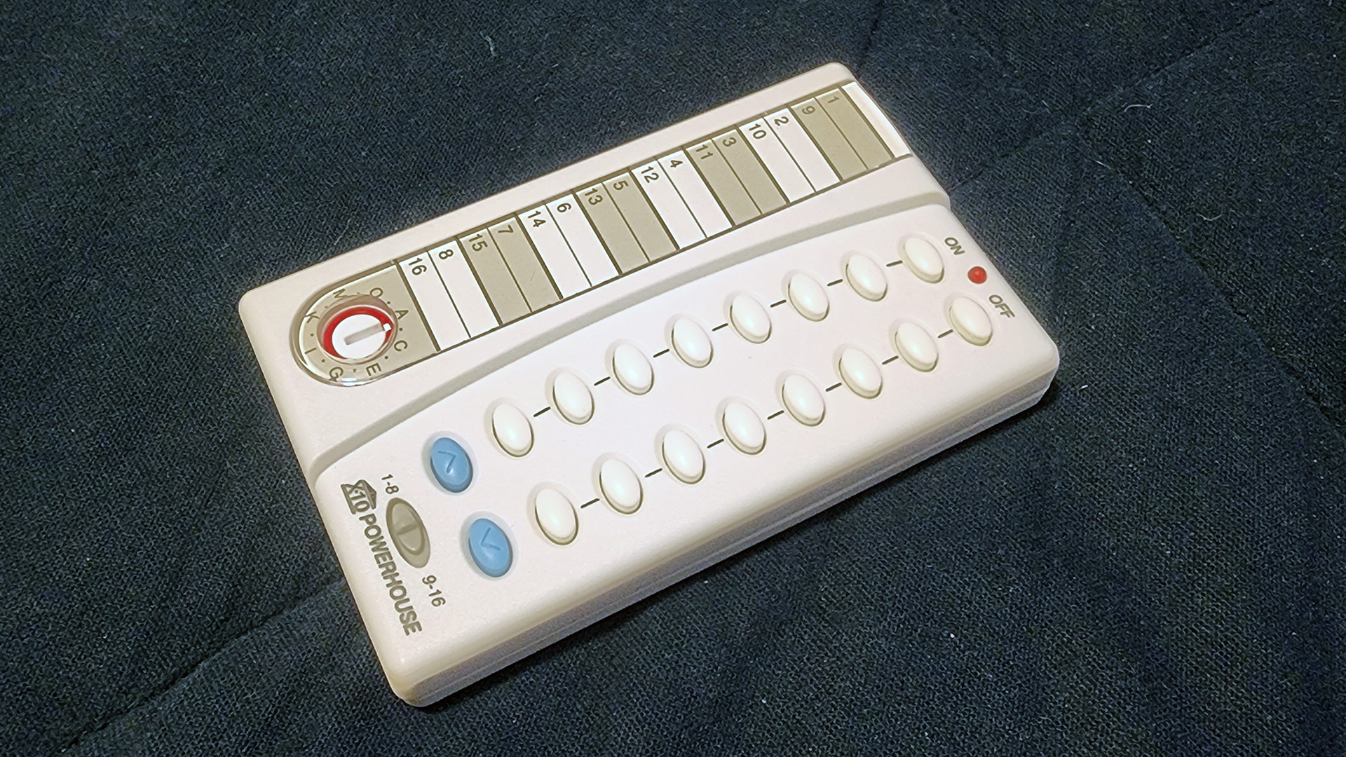 HR12A PalmPad Remote Control –